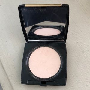 Lancome dual finish highlighter in shimmering buff